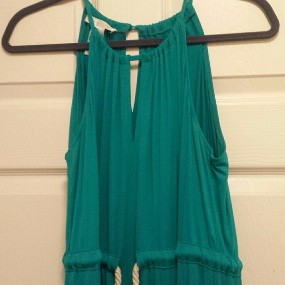 Clothes - Picture 2 of 2