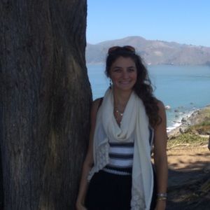 Meet your Posher, Nicholle