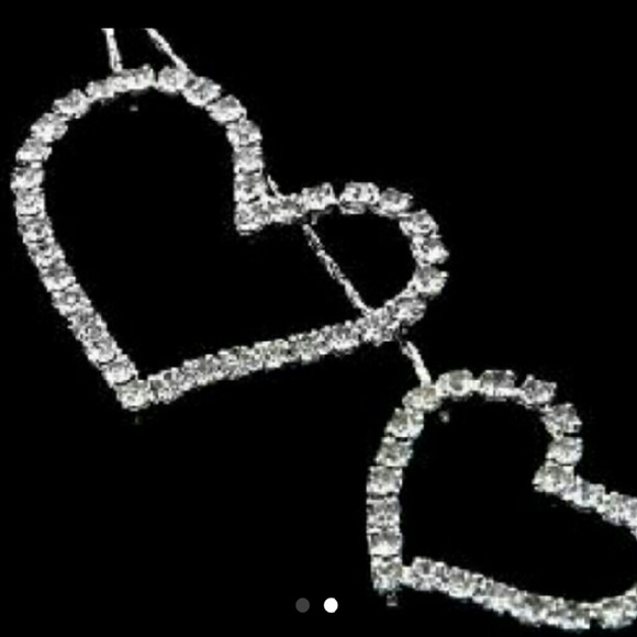Rhinestone Heart earrings - Picture 2 of 2
