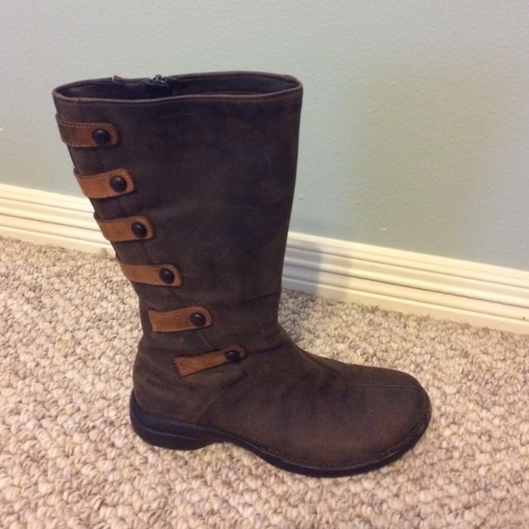 Merrell Waterproof Boots - Picture 2 of 4