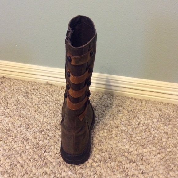 Merrell Waterproof Boots - Picture 3 of 4