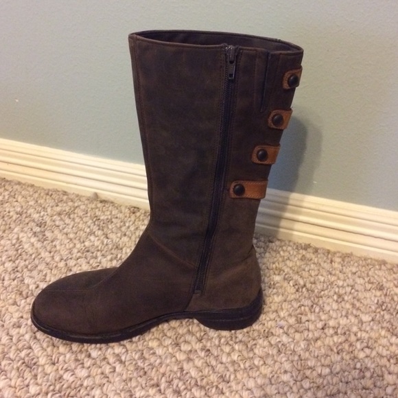 Merrell Waterproof Boots - Picture 4 of 4