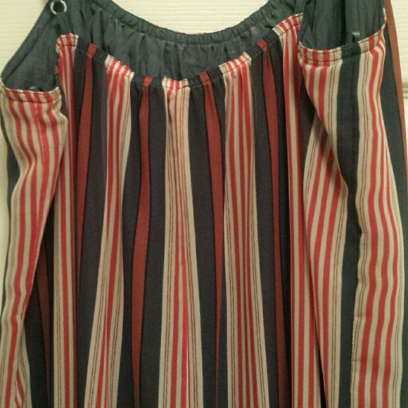 Clothes - Picture 2 of 2