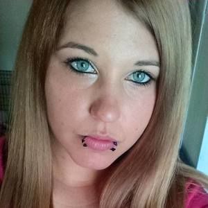 Meet your Posher, Tabitha