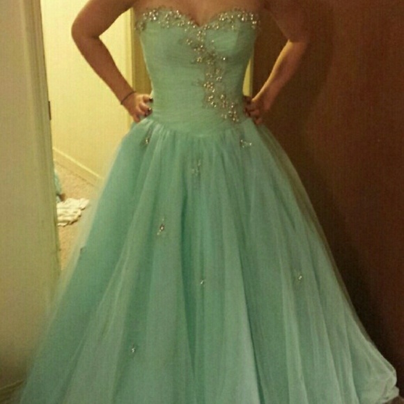 Prom dress