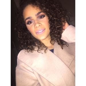 Meet your Posher, Mandy