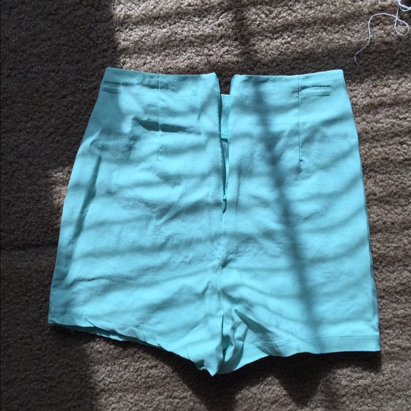 Kirra high-waisted shorts