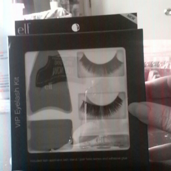 Eye lash kit