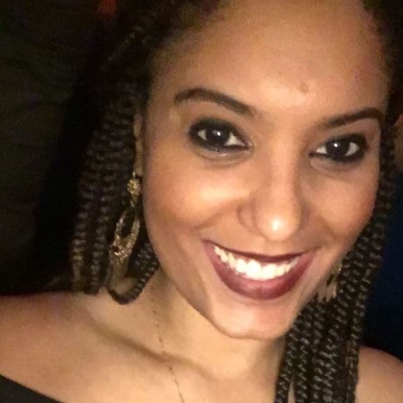 Meet your Posher, Tsega - Picture 2 of 3