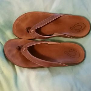 Olukai sandals women's 10 tan