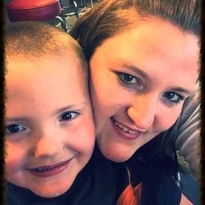 Meet your Posher, Desiree