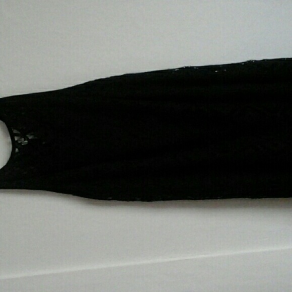 Black dress knee-length