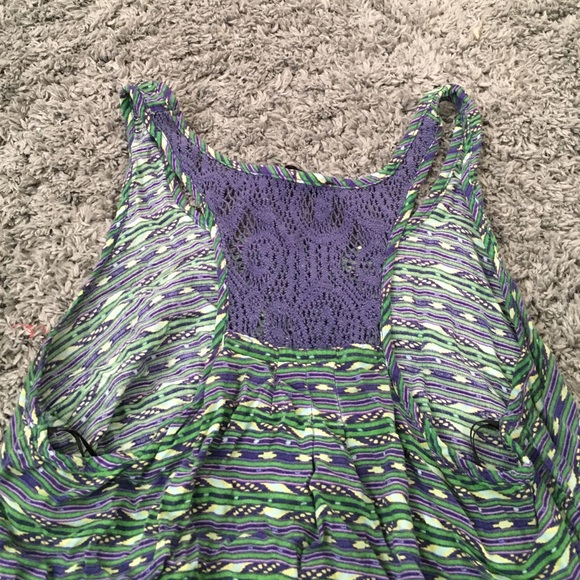 Cropped tank top - Picture 2 of 3