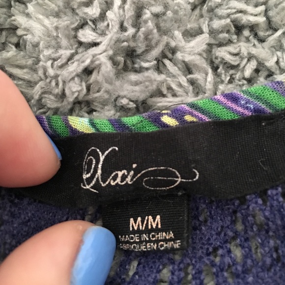 Cropped tank top - Picture 3 of 3