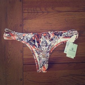 Volcom 'running spirit tiny' bottoms