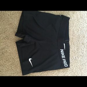 Black nike pros