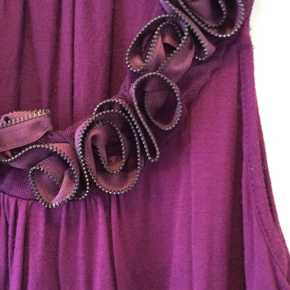 Purple Tank with Zipper Rosettes - Picture 4 of 6