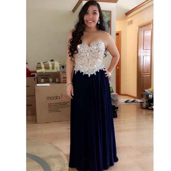 Prom dress