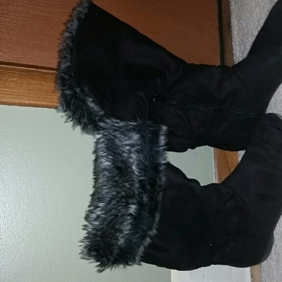 Boots - Picture 2 of 2