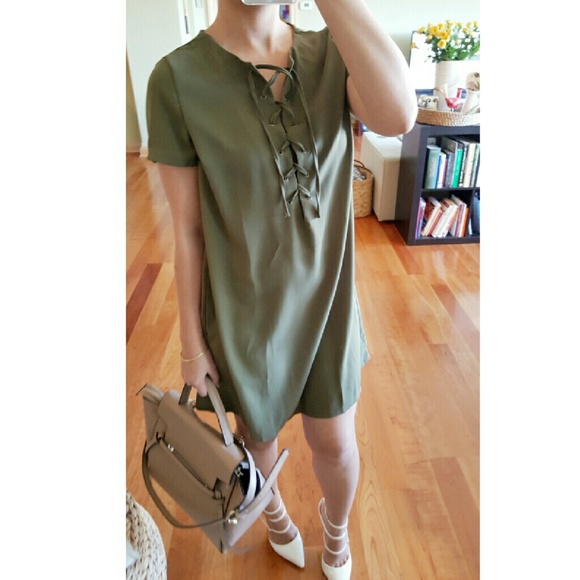 🆕 🌼Lace-up Chiffon Dress🌼 - Picture 2 of 4