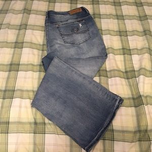 Seven7 Light Wash Jeans