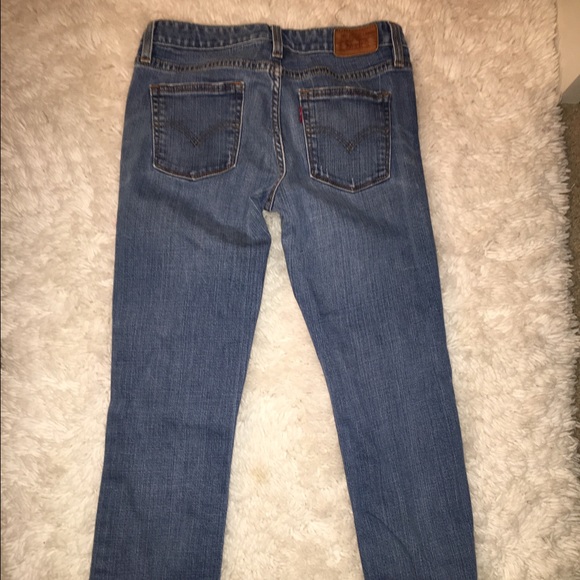 Mid Rise Straight Levis - Picture 3 of 3
