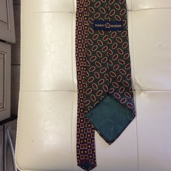 Tommy Hillfiger men's silk tie. No flaws