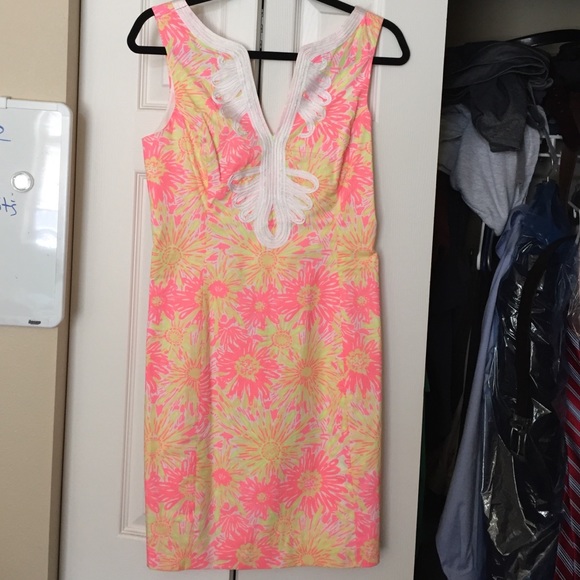 Lilly Pulitzer shift dress
