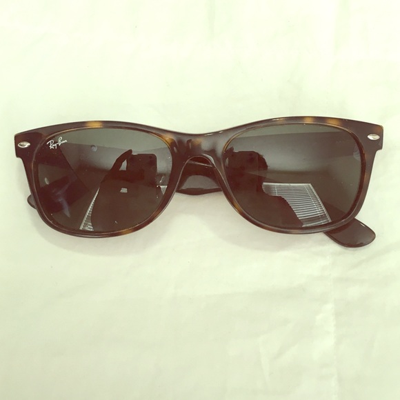 Tortoise Ray-Bans