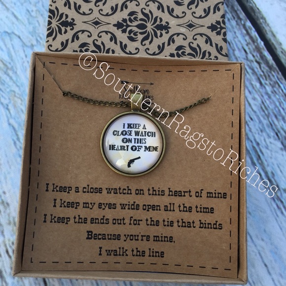 Johnny Cash Glass Close Heart of Mine Necklace - Picture 4 of 4