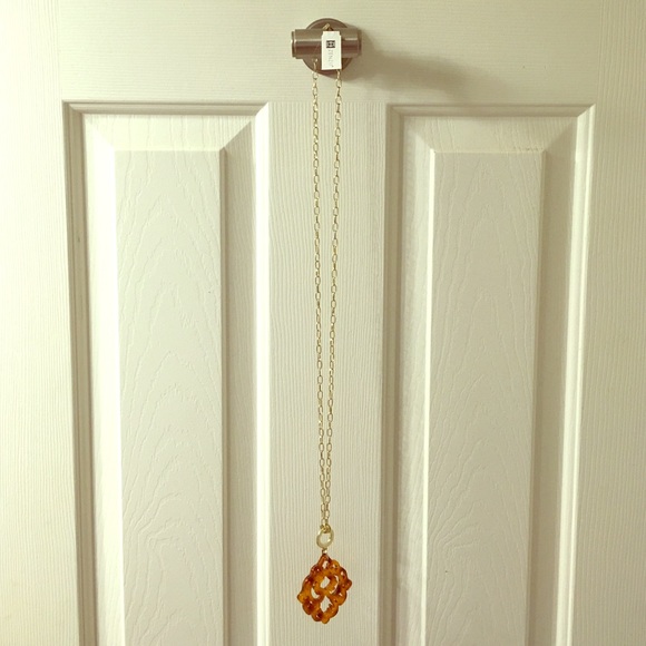 Zenzii necklace