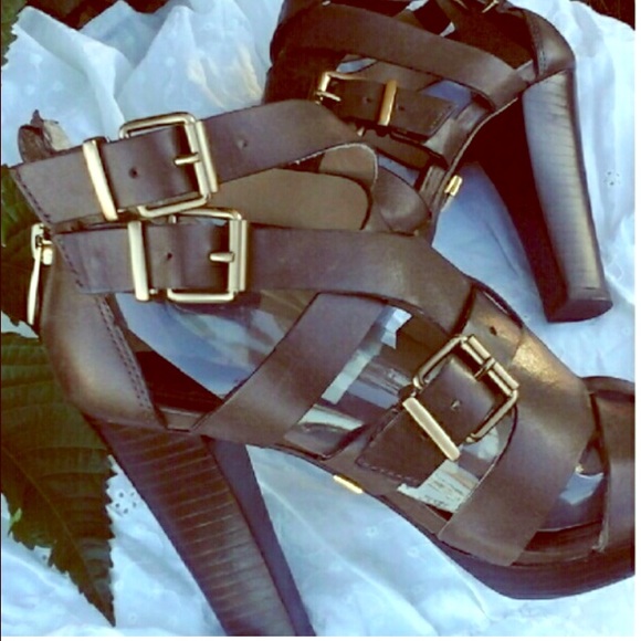 Pour la Victoire Bryn double strap Gladiator