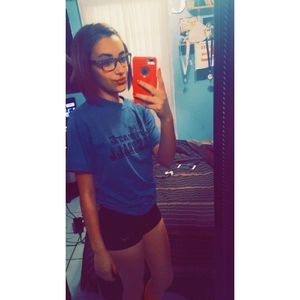 Meet your Posher, Celia