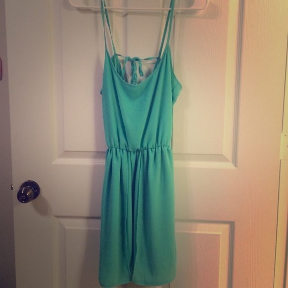 Cute dress! Size small - Picture 1 of 2
