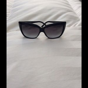 Gucci Black Sunglases