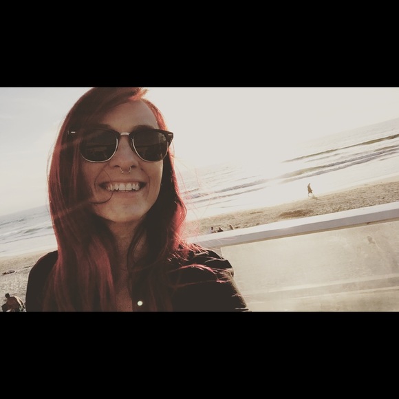 Hi! I'm Kelly :-) - Picture 3 of 4