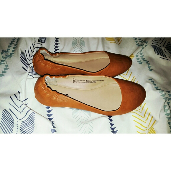 Mossimo flats