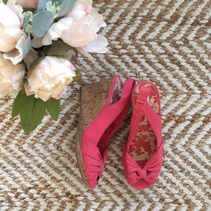 American Eagle Pink Wedges