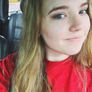 Meet your Posher, Isabelle