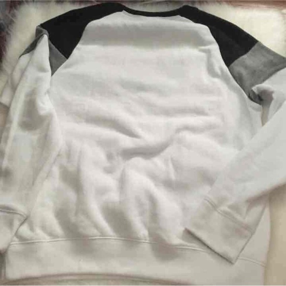 PINK Victoria's Secret Sweaters - XS Fern Colorblock Perfect Crew PINK Victoria's Secret Sweaters - XS Fern Colorblock Perfect Crew