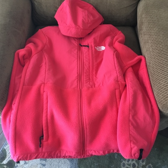 NORTHFACE JACKET WITH HOOD