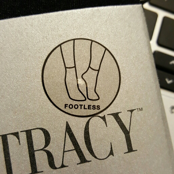 Ellen Tracy Fleeced Leggings - Picture 3 of 3