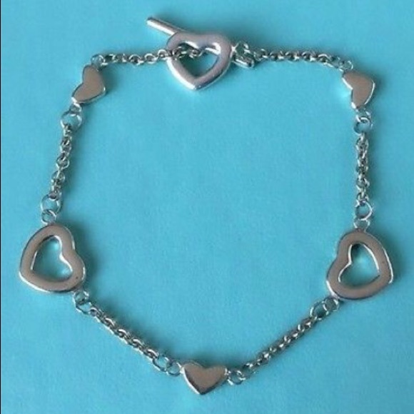 Tiffany & Co silver heart toggle bracelet 7in