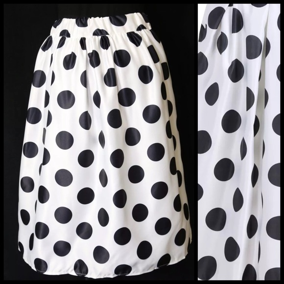‼️PRICE FIRM LAST CALL Satin Swing Polka Dot Skirt - Picture 4 of 4