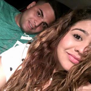 Meet your Posher, Dania