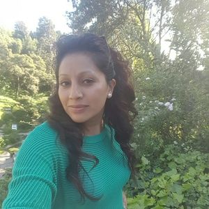 Meet your Posher, Karolan