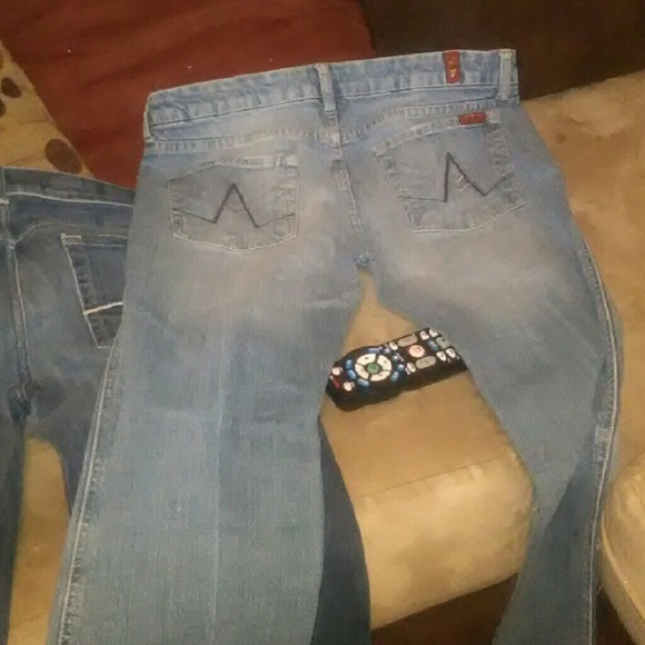 Seven A pocket