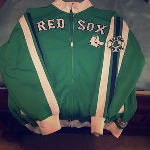 Men's medium size Red Sox sweatshirt. NWOT