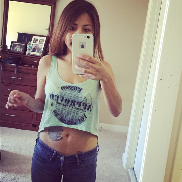 Crop top