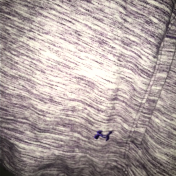 Under Armor pullover - Picture 3 of 3